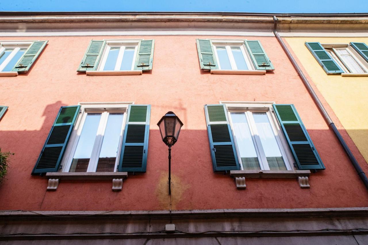 Casa Paola - Downtown Cernobbio Apartment Bagian luar foto
